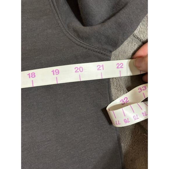 LOVE FOR HUMANITY Medium Women Crew Neck Charcoal Gray Outlaw Cowboy Sweatshirt - Picture 7 of 9